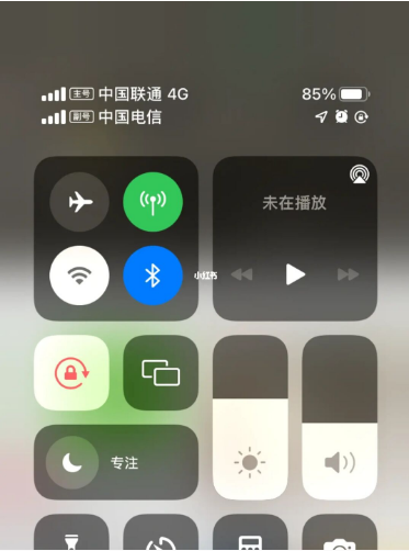 易县苹果手机维修分享iPhone双卡信号解决办法 