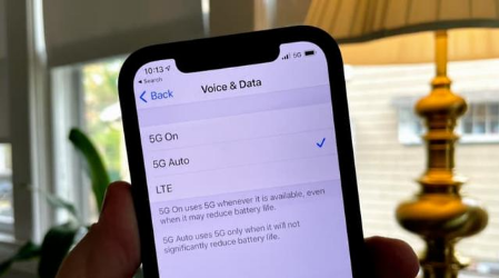 易县苹果手机维修分享iPhone 12如何打开或关闭5G网络 